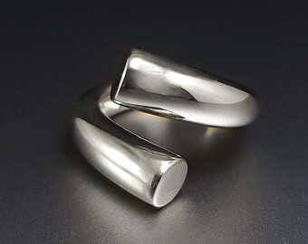 HALO- Anillo cruzado de plata 925