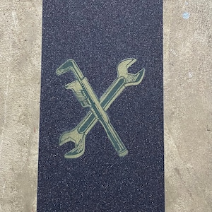 Earth Crisis tools logo griptape