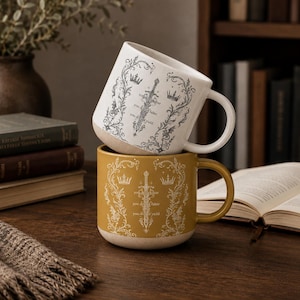 Tazza in ceramica "Non ti arrendi", tazza da caffè ispirata a "Il Trono di Vetro", regalo per amanti del fantasy, tazza romantica per lettori.