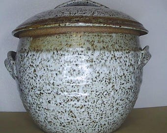 Speckled stoneware studio pottery steamer pot casserole, Yunnan style steam