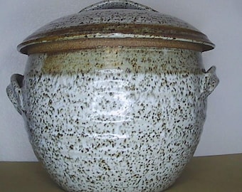 Speckled stoneware studio pottery steamer pot casserole, Yunnan style steam
