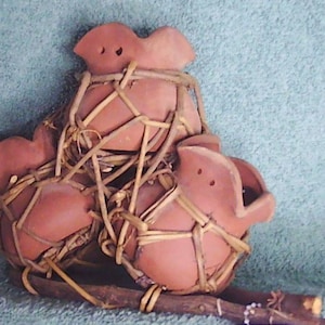 Vtg Ben Frankin Home Decor 3 MIni Terra Cotta Pots With Willow Twigs 8x3x5.5"