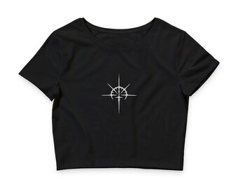 Minimal Sword Crop Tee