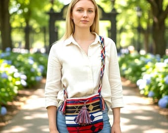 Handmade Mexican Shoulder Bag | Artisan Crossbody Tote | 14.5" x 11.5" || ArteyAlmaMexicana