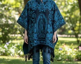 聖母マリアのメキシカンポンチョ。エレガントなポンチョ。伝統的な花柄