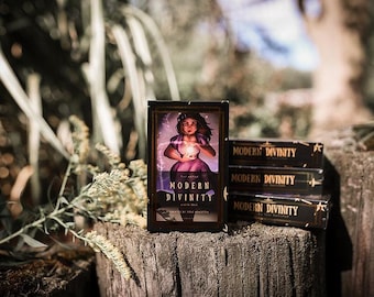 Baraja de Oráculo de la Divinidad Moderna: Cartas de Orientación Espiritual de Brujería