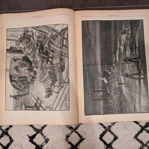 Puede incluir: Libro abierto con dos ilustraciones en blanco y negro. La página izquierda muestra un dibujo detallado de personas en una habitación con maquinaria. La página derecha representa figuras en un paisaje con estructuras y humo.