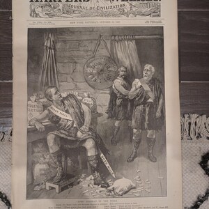 Puede incluir: Una página antigua del periódico Harper's Weekly con una ilustración en blanco y negro. La ilustración representa una caricatura política con texto que dice "Boss Rule" y "Black Mail". El periódico está fechado el 16 de octubre de 1887.