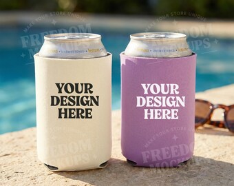 Maqueta de enfriador de latas, maqueta de funda para bebida de verano junto a la piscina, maqueta de soporte para latas neutro y lavanda para marca y exhibición de productos.