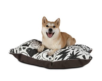 Skull Crown Hearts Pattern Pet Bed | Gothic Dog Bed
