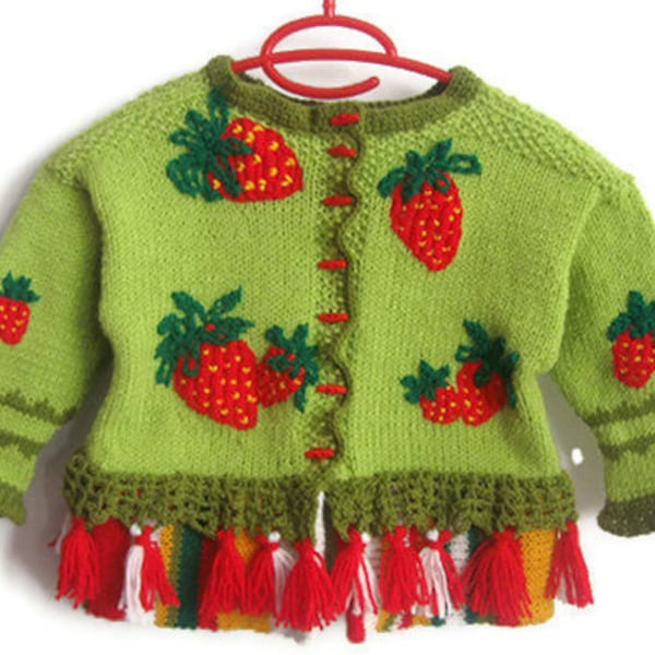 Handgemachte Kinder Cardigan Erdbeeren auf Green Design, von Hand stricken Kinder Wolle Pullover für 3 Jahre Ol Mädchen von Solandia