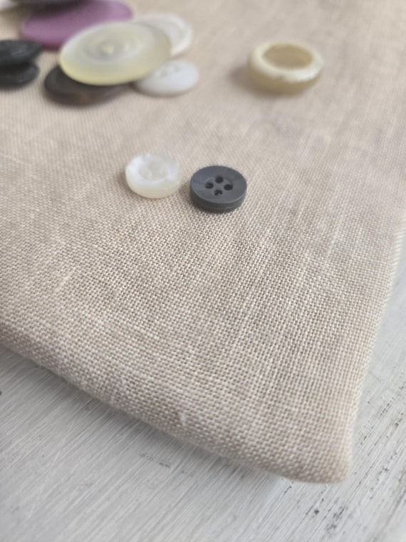 Weeks Dye Works...Parchment 40ct...Fat Quarter...100% linen...cross stitch