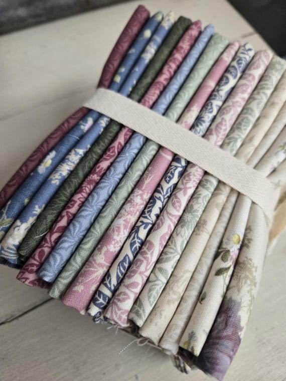 Wild Flowers...FQ...Smithsonian Collection...Marcus Fabrics...15 prints