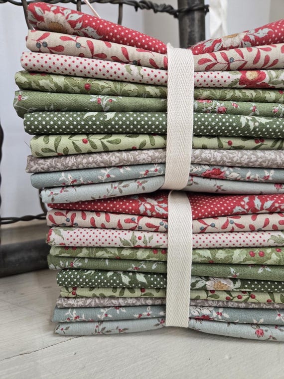 Merry Little Christmas...FQ Bundle...Tilda Autumn 2025...Tone Finnanger...10 prints