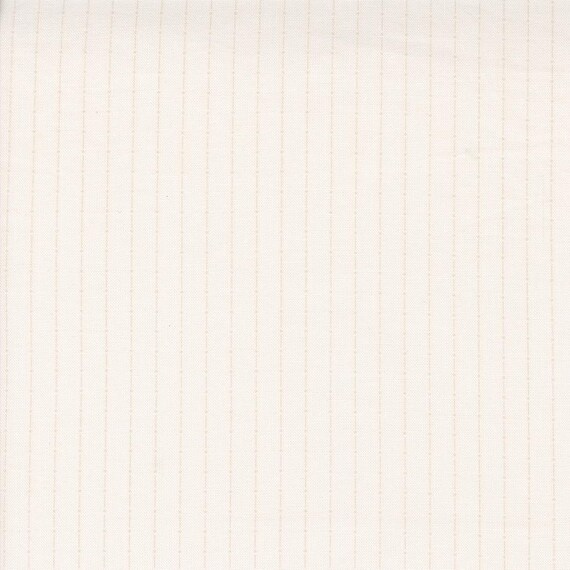 Itty Bitty Backgrounds...Off White...49284 12...Primitive Gatherings...Moda Fabrics
