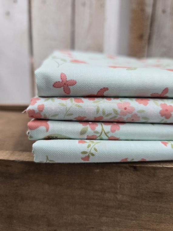 Sunbonnet...Light Blue HALF Yard bundle...Heather Briggs of My Sew Quilty Life...Moda Fabrics...4 prints