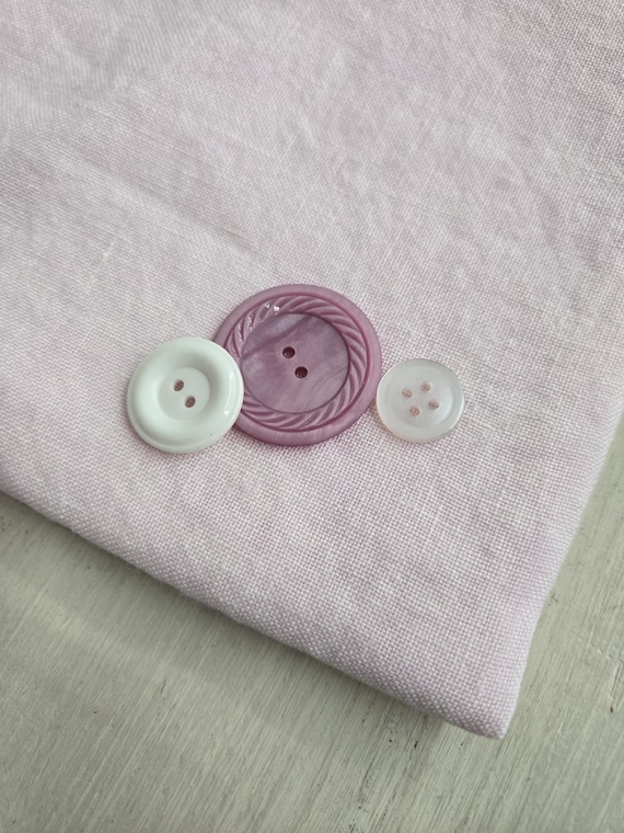 Weeks Dye Works...Blush 35ct...Fat Quarter...100% linen, cross stitch