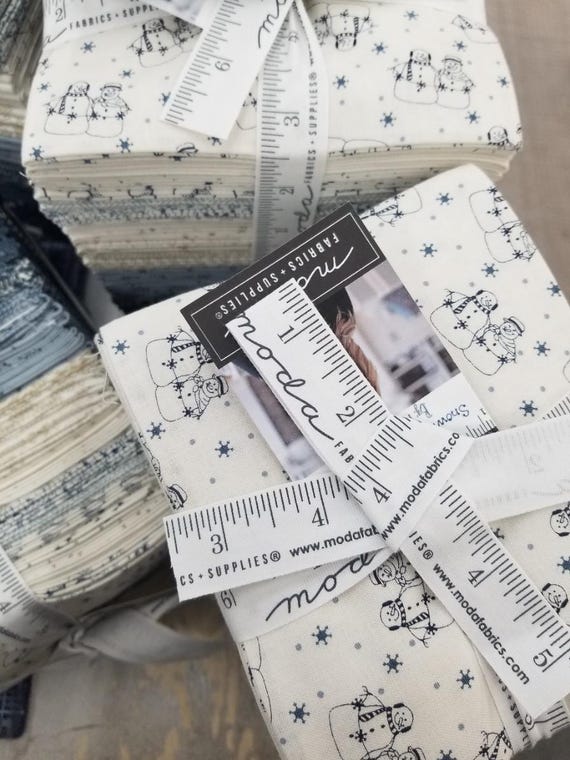 Snowman Gatherings IV...fat quarter bundle...Primitive Gatherings...Moda Fabrics