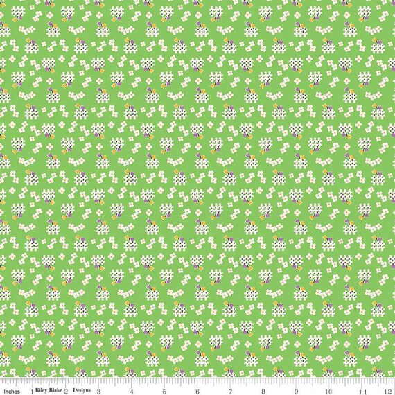 Storytime 30s Fences C13861-GREEN by RBDDesigners