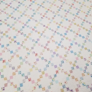 PDF Annie's Bouquet Quilt Pattern...designed by Mickey Zimmer for Sweetwater Cotton Shoppe...spring kit, easter diy, summer quilt kit