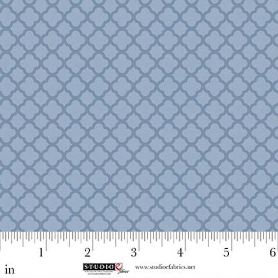 Beautiful Bowquets...8890-77 Blue Lattice...Maureen Fiorellini...Studio e Fabrics
