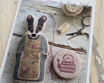 Clovis, Animal Crackers British Series by Stacy Nash Primitives...cross stitch chart