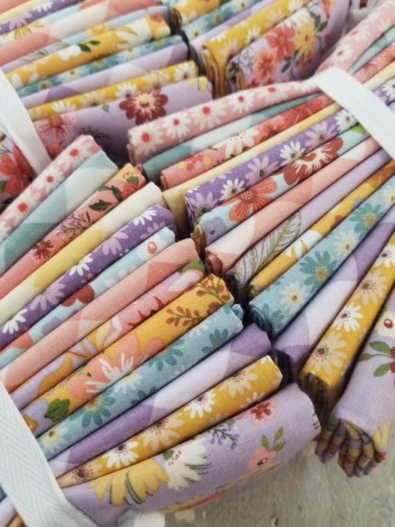 Nature Sings...Fat Quarter bundle...Lori Woods...Poppie Cotton