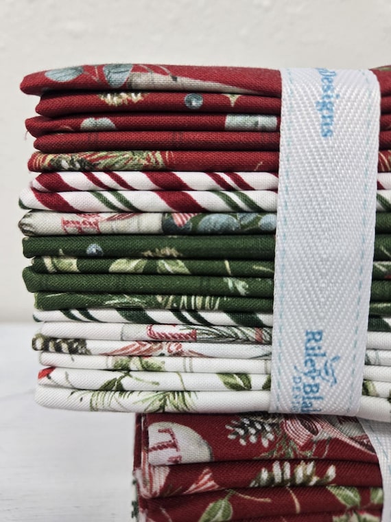 Holiday Spirit...FQ Bundle...Lisa Audit...Riley Blake Designs...18 prints