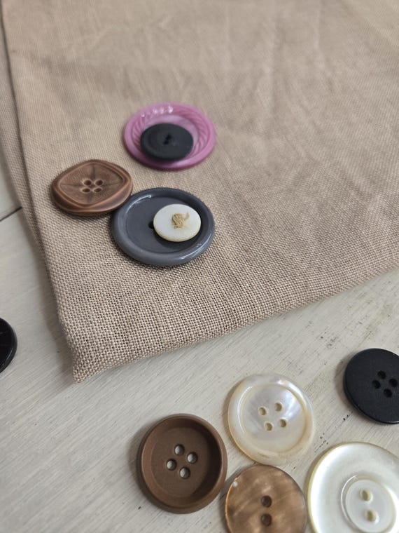 R & R Reproductions, Brenda's Brew, 36 ct, Fat Quarter, 100% linen, cross stitch linen