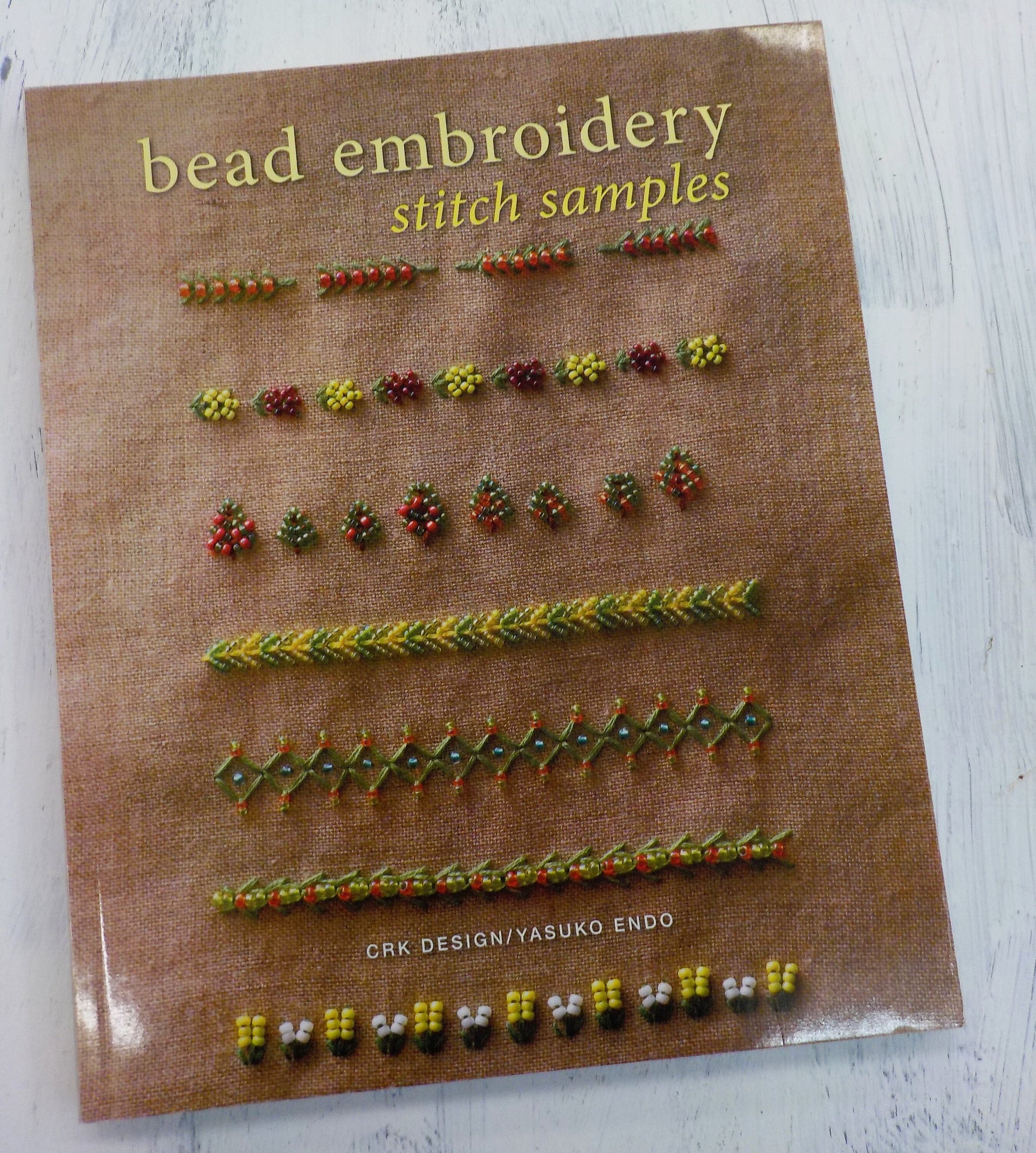 Bead Embroidery Stitch Samples - Motifs: CRK Design, Endo, Yasuko:  9781620336106: : Books