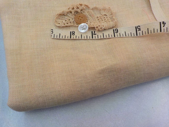 Weeks Dye Works, Parchment, 30ct, Fat Quarter, 100% linen, cross stitch linen
