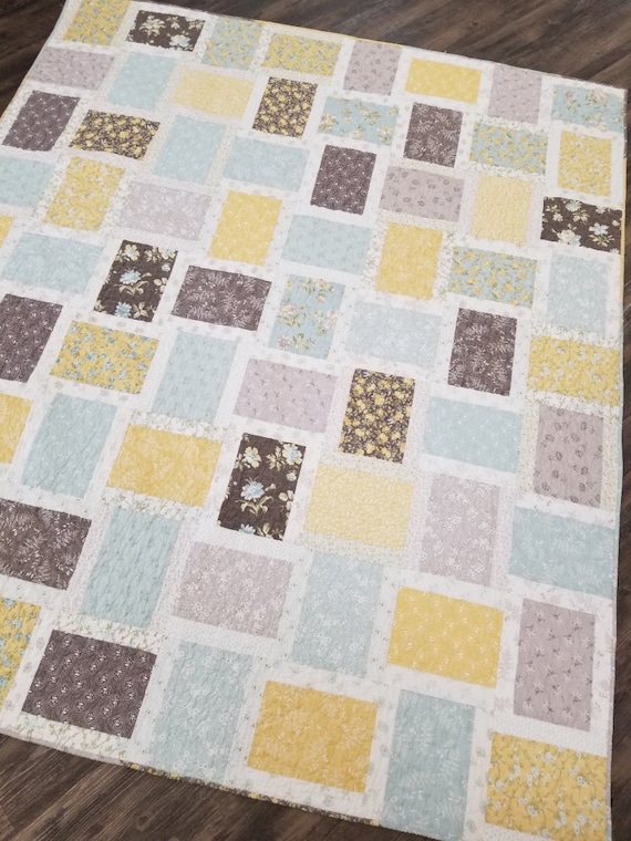 Chamomile Tea with Honey quilt kit...featuring Honeybloom...designed by Mickey Zimmer of Sweetwater Cotton Shoppe