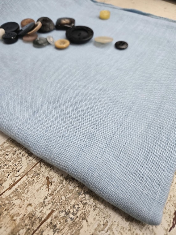 Weeks Dye Works, Morris Blue, 32ct, Fat Quarter, 100% linen, cross stitch linen