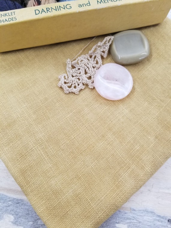 Weeks Dye Works, Gold, 36ct, Fat Quarter, 100% linen, cross stitch linen