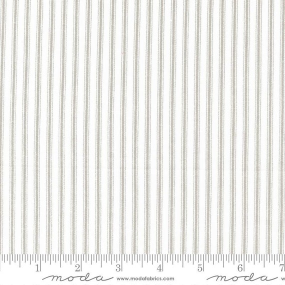 Ellie Pebble 18766 28 by Brenda Riddle of Acorn Quilt Company for Moda Fabrics