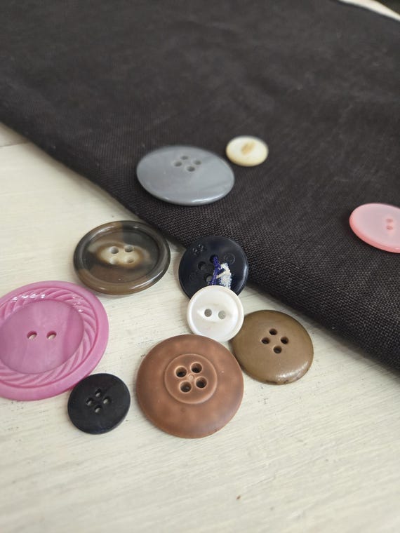 Weeks Dye Works, Onyx, 40ct, Fat Quarter, 100% linen, cross stitch linen