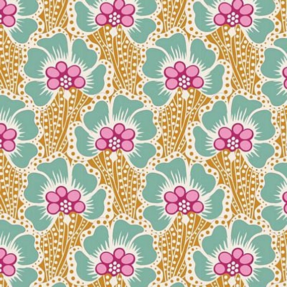 Cotton Beach Ocean Flower Honey TIL100340-V11...a Tilda Collection designed by Tone Finnanger