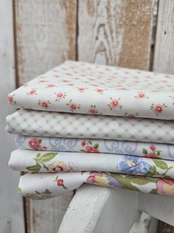 Memory Lane...Off White HALF Yard Bundle...Brenda Riddle of Acorn Quilt Company...Moda Fabrics...5 prints