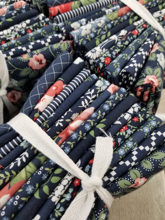 Navy fat quarter bundle...13 fat quarters