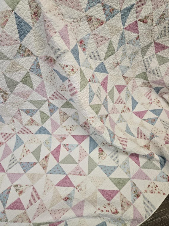 Country Lane quilt kit...designer Mickey Zimmer for Sweetwater Cotton Shoppe...featuring the Charlotte collection