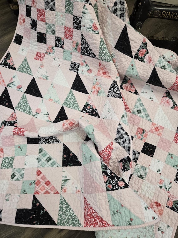 Garden Gala...Quilt kit...Mickey Zimmer...Sweetwater Cotton Shoppe...pastel...pink and black