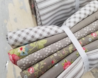 Ellie Pebble, 6 Fat Quarter Bundle, by Brenda Riddle of Acorn Quilt Company for Moda Fabrics