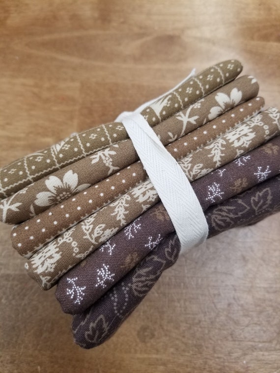 Lexington brown fat quarter bundle designed by Julie Hendricksen for Windham Fabrics, 6 prints