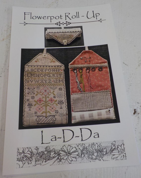 Flowerpot Roll-Up by La-D-Da...cross stitch pattern, needle case, sampler needle keep