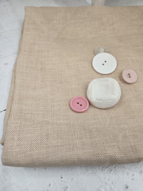R & R Reproductions, Creme Brulee, 32 ct, Fat Quarter, 100% linen, cross stitch linen