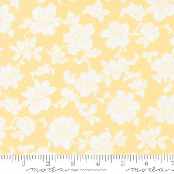 The Shores Sunshine 18740 12 by Brenda Riddle of Acorn Quilt Company for Moda Fabrics