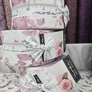 3 Sisters Favorites...Vintage Linens...Lavender Fields...Jelly Roll...Moda Fabrics...40--2 1/2 inch strips