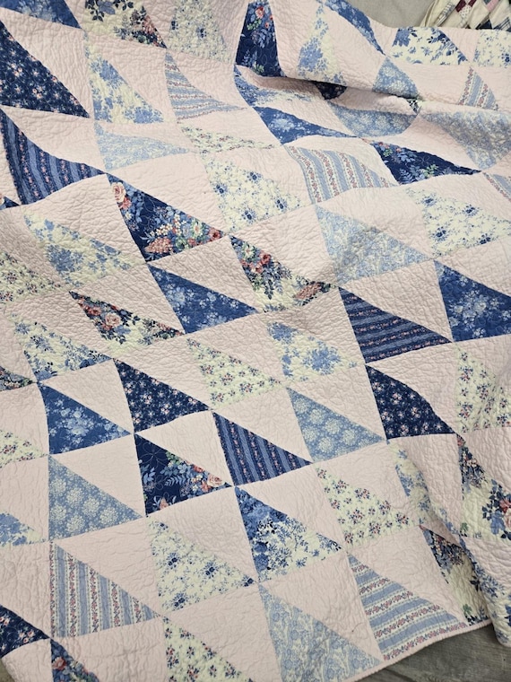 Garden Magic Quilt Kit...by Mickey Zimmer/Sweetwater Cotton Shoppe...featuring Tilda's Something Blue