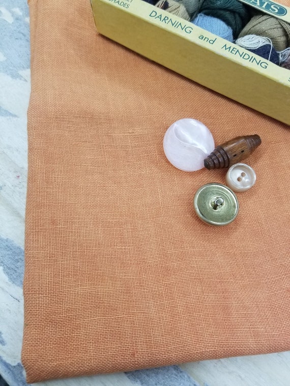 Weeks Dye Works, Carrot, 35ct, Fat Quarter, 100% linen, cross stitch linen