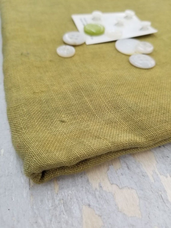 Weeks Dye Works, Grasshopper, 36ct, Fat Quarter, 100% linen, cross stitch linen